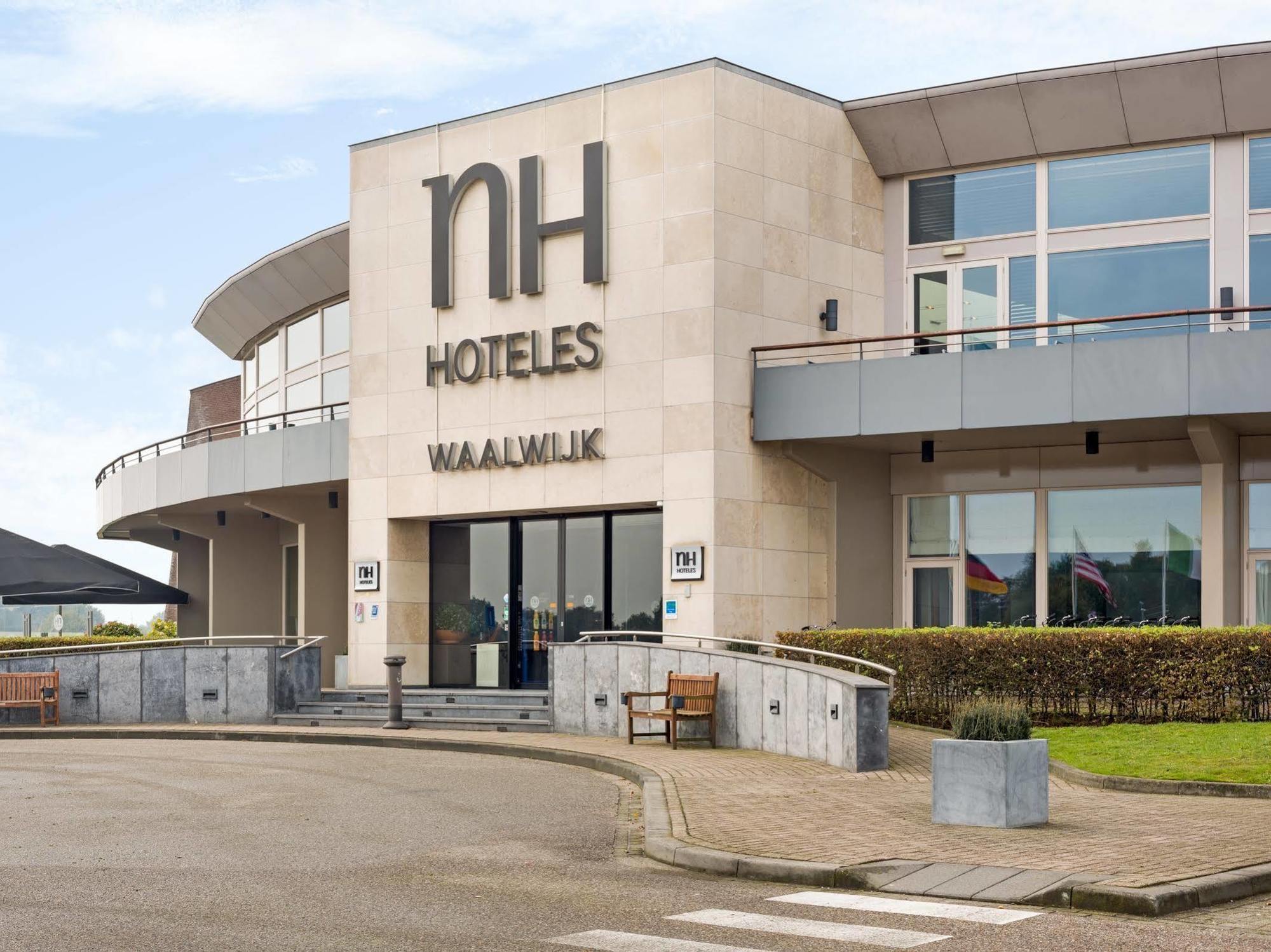 Nh Waalwijk Hotel Bagian luar foto